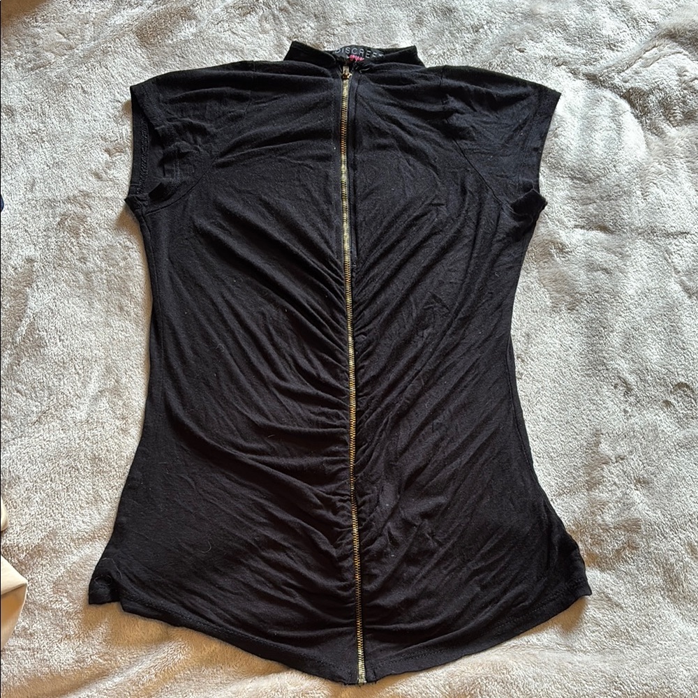 Discreet Black Waist Defining Top